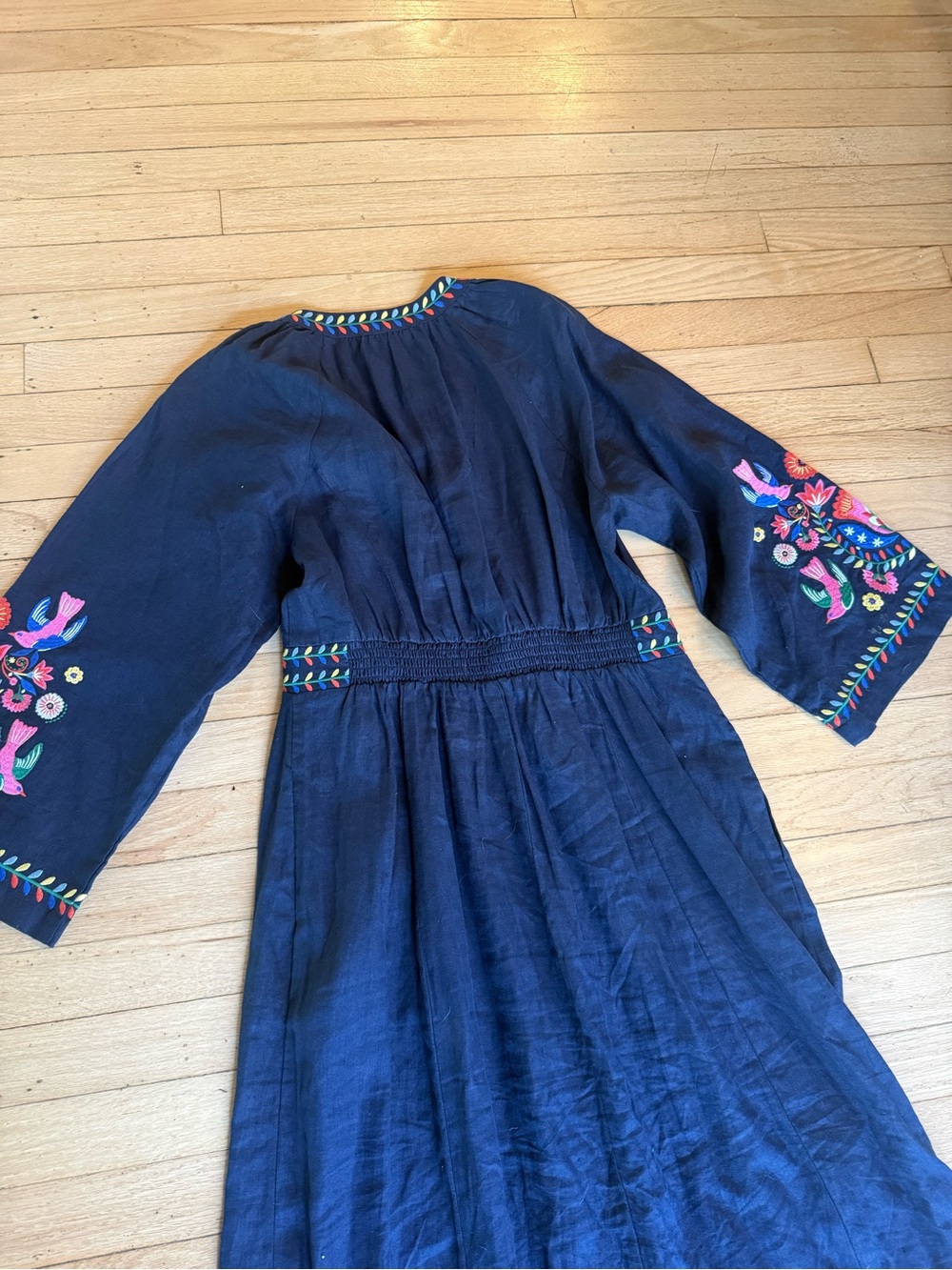 BODEN Embroidered Navy Maxi linen Tassel Dress with Floral Motif size 10R EUC - Picture 5 of 9